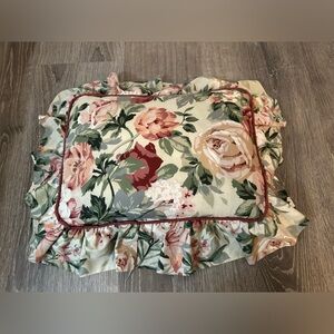 Vintage Crosscill Pillow